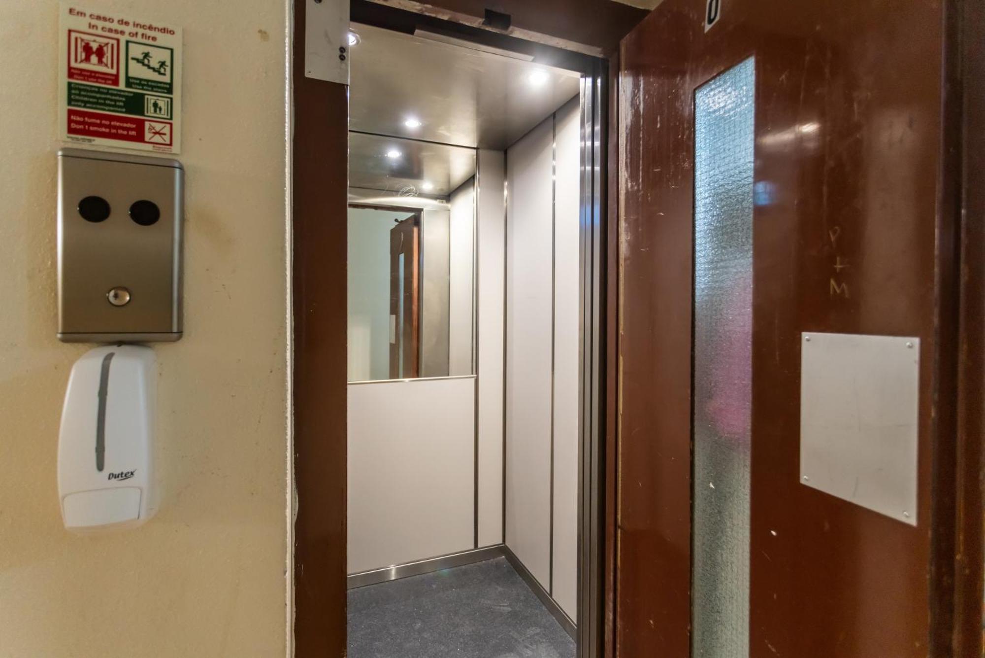 Bnb Homes Praia Da Rocha Beach Bright Apartment 50 M Away From The Ocean Portimão Zewnętrze zdjęcie