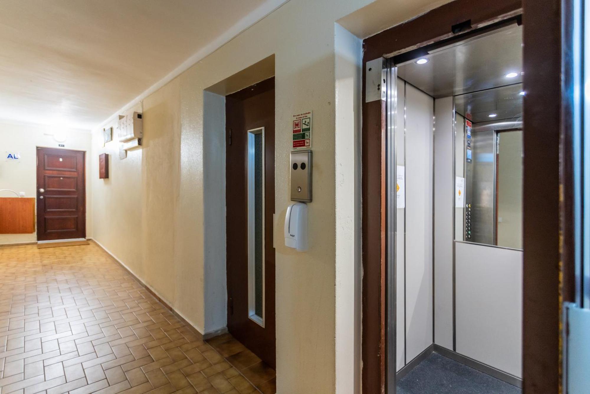 Bnb Homes Praia Da Rocha Beach Bright Apartment 50 M Away From The Ocean Portimão Zewnętrze zdjęcie